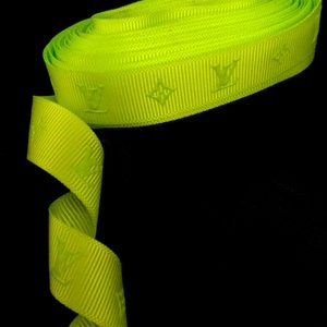 COPY - Louis Vuitton - Neon Green ribbon